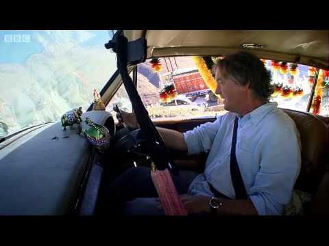 A Mini winches a Rolls – Top Gear Christmas Special 2011 – BBC