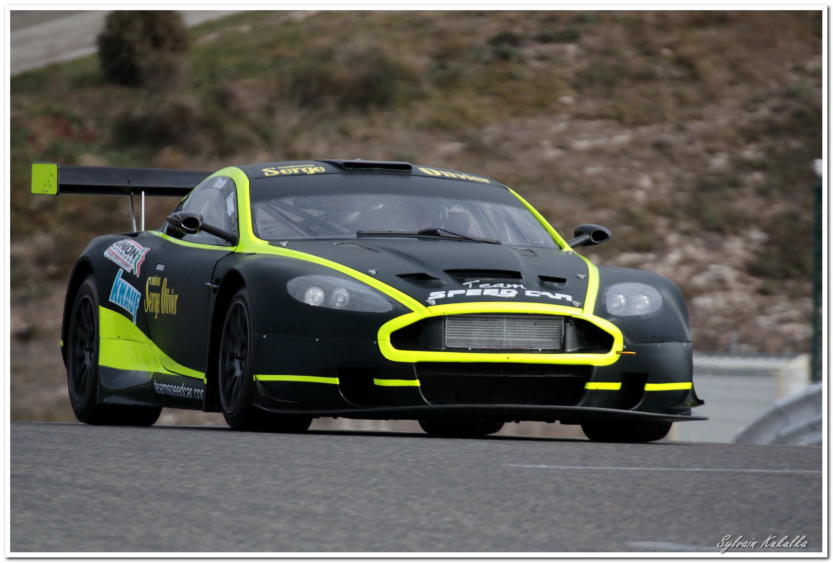 Jimmy Antunes avec l’Aston Martin de Pascal Destembert et Speedcar !