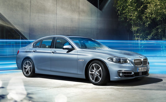 BMW-Serie-5-berline-2013-3