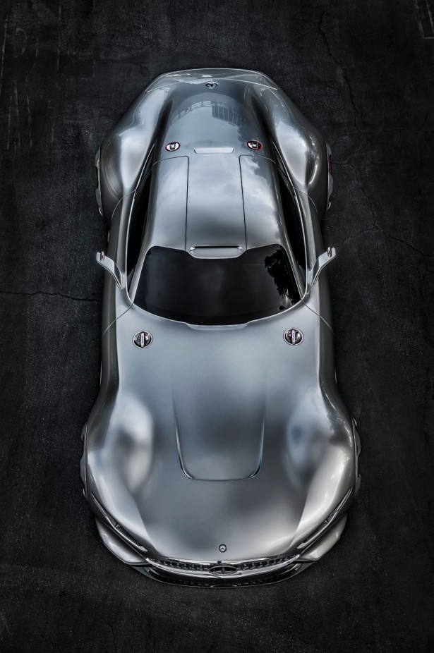 Mercedes-Benz-AMG-Vision-Gran-Turismo-concept-5