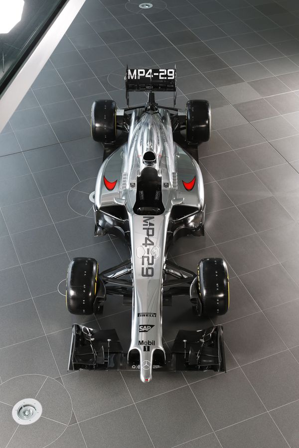 McLaren-F1-MP4-29-2014-2
