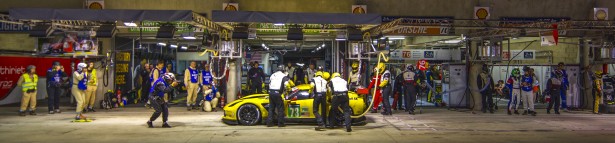 24-Heures-du-Mans-2014-Corvette-Racing-night-2