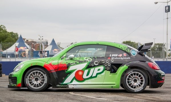 volkswagen-coccinelle-beeytle-grc-2014-USA-25