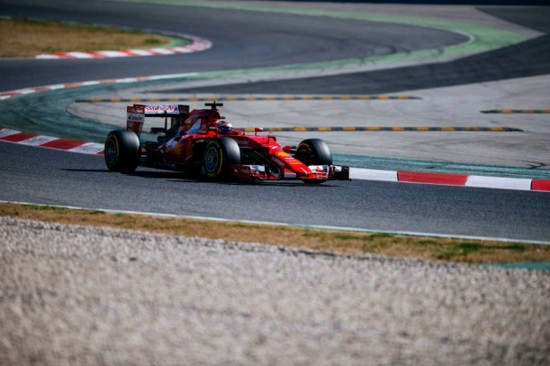 Ferrari-F1-barcelone-essais-2015-Kimi-Räikkönen