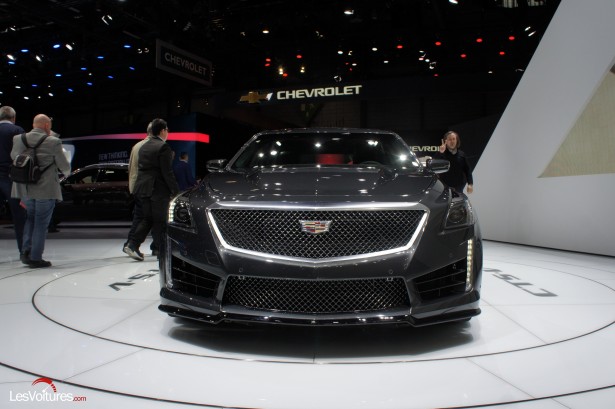 Salon-Genève-2015-1-Cadillac-CTS-V