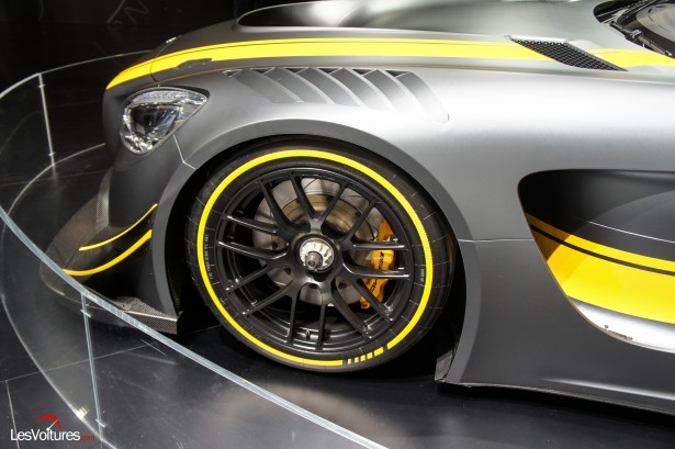 Salon-Genève-2015-96-Mercedes-AMG-GT3
