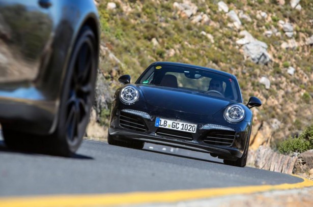 Porsche-911-facelift-2015-4
