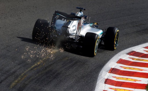 Mercedes-F1-grand-prix-belgique-2015-2