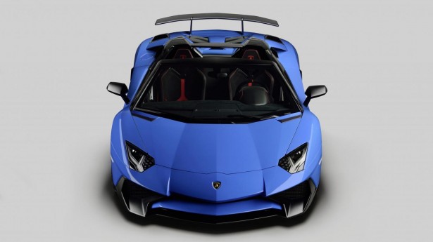 new-Lamborghini-Aventador-SV-Roadster-2015-3