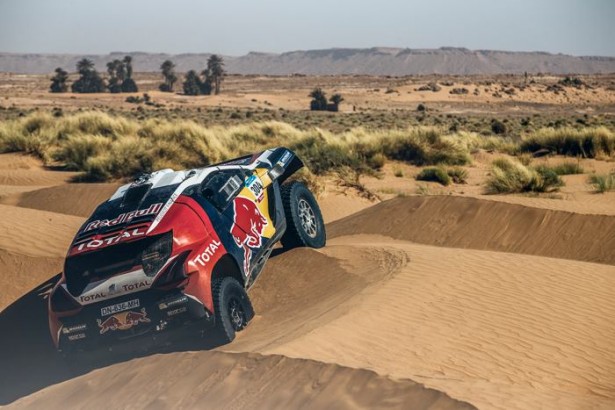 peugeot-2008-dkr-China-Silk-Road-Rally-2015-5