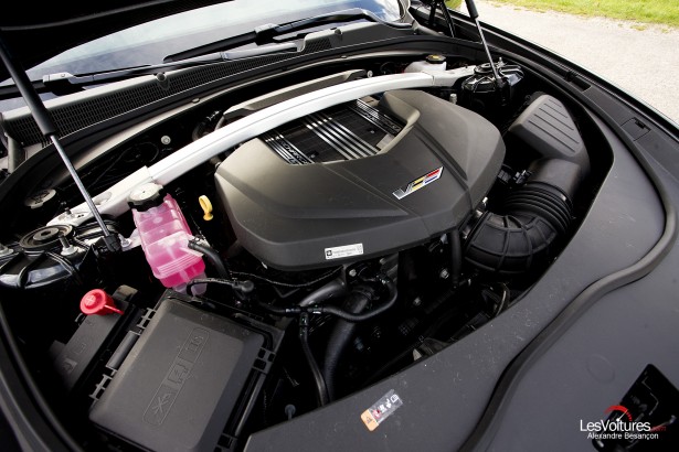 supercharges-cadillac-v8-cts-v-series