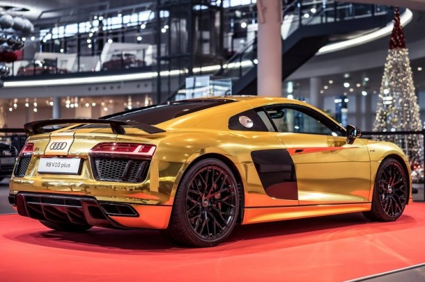 Audi-R8-v10-plus-gold-2015