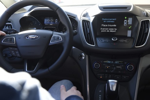Ford-Tehday-Active-Park-Assist-2