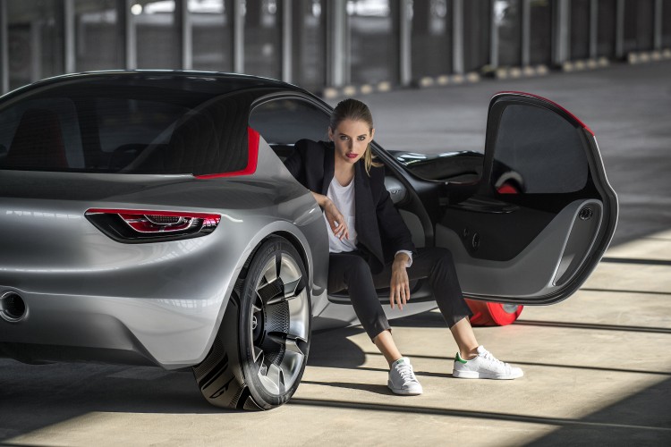 Opel-GT-Concept-2016-geneve-9