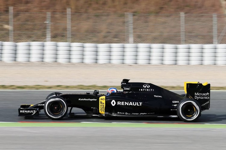 Renault-sport-rs16-F1-3