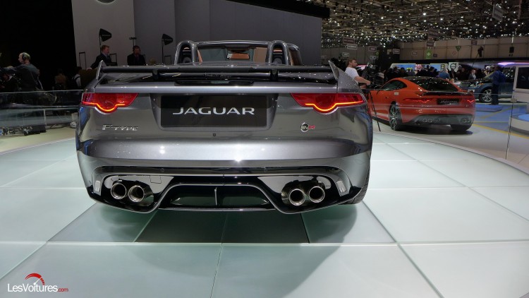 Jaguar-f-type-svr (1)