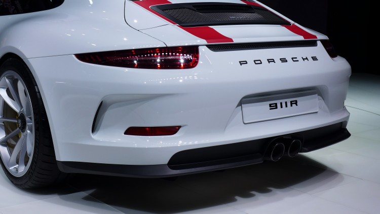 Porsche-911-r (19)