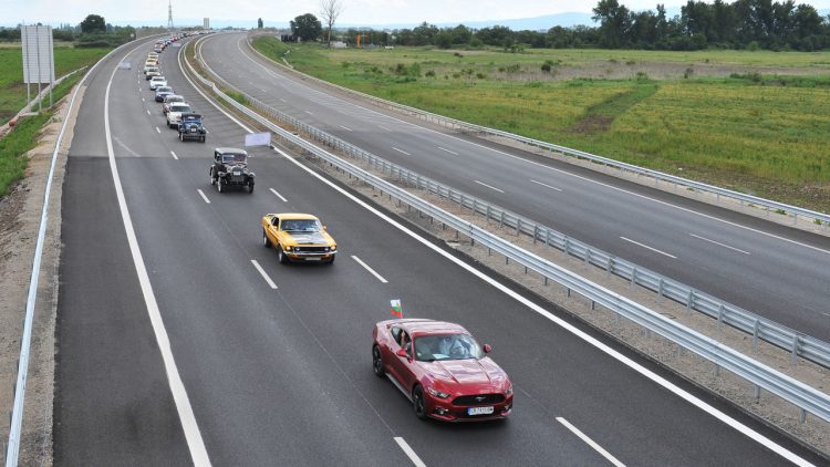 ford-world-vehicles-guinnes-world-record-bulgaria-2016