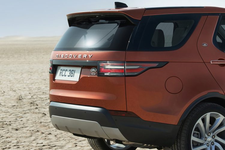 land-rover-discovery-back