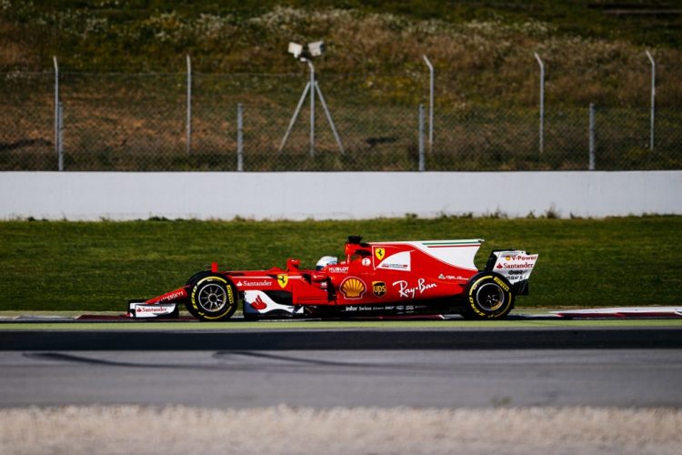 Kimi-Räikkönen-essais-barcelone-2017-2