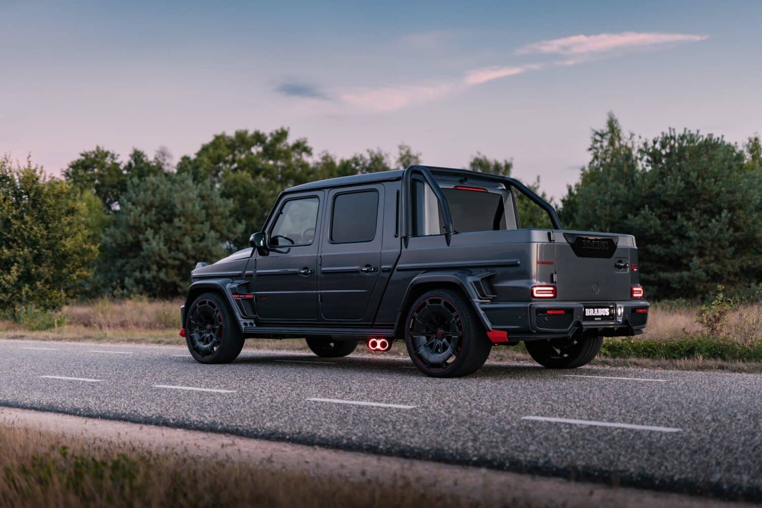 Brabus P 900 Rocket Edition Radical Pick Up AMG Classe G 63 Les