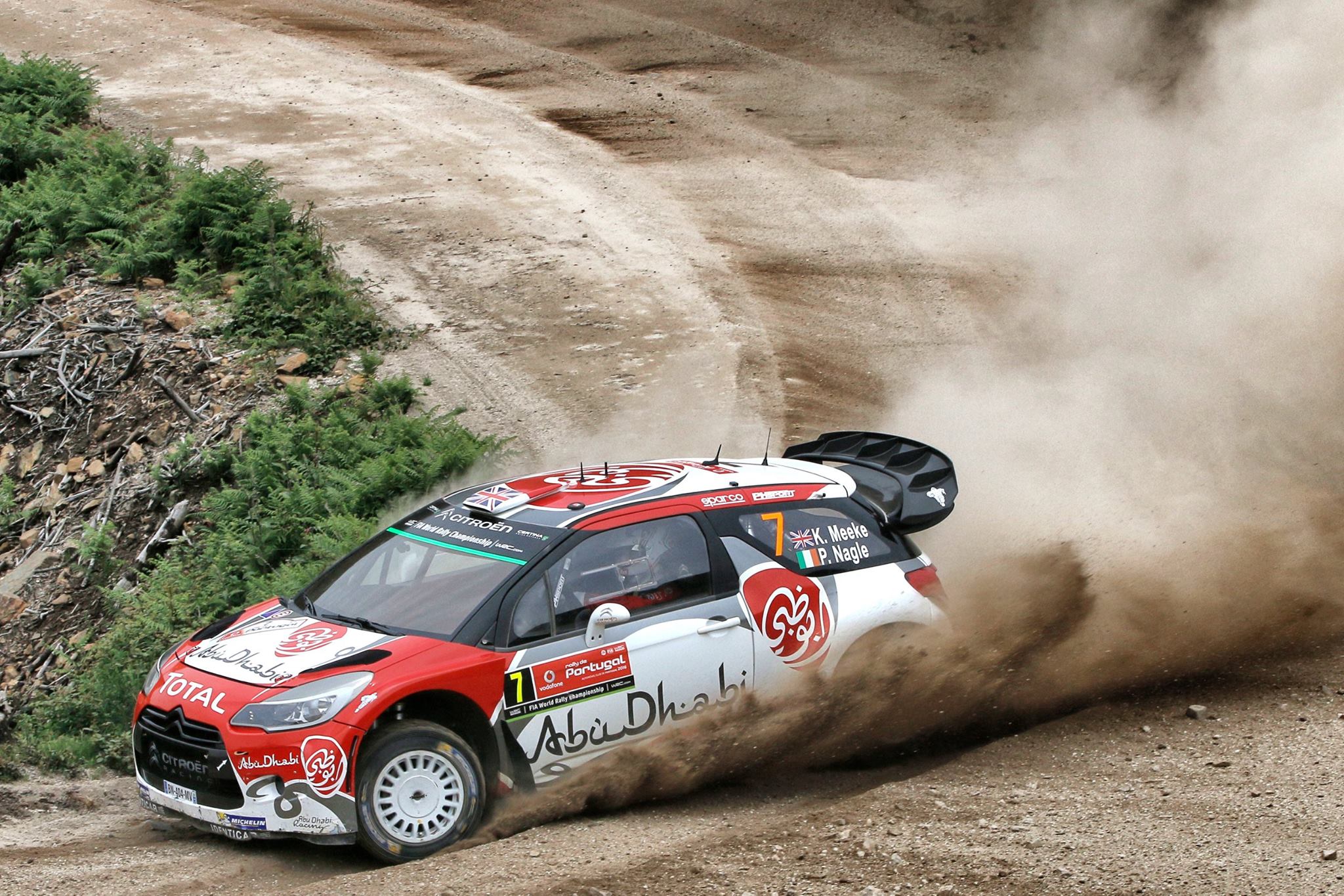 kris-meeke-wrc-portugal-2016-citroen-ds3-2 | Les Voitures