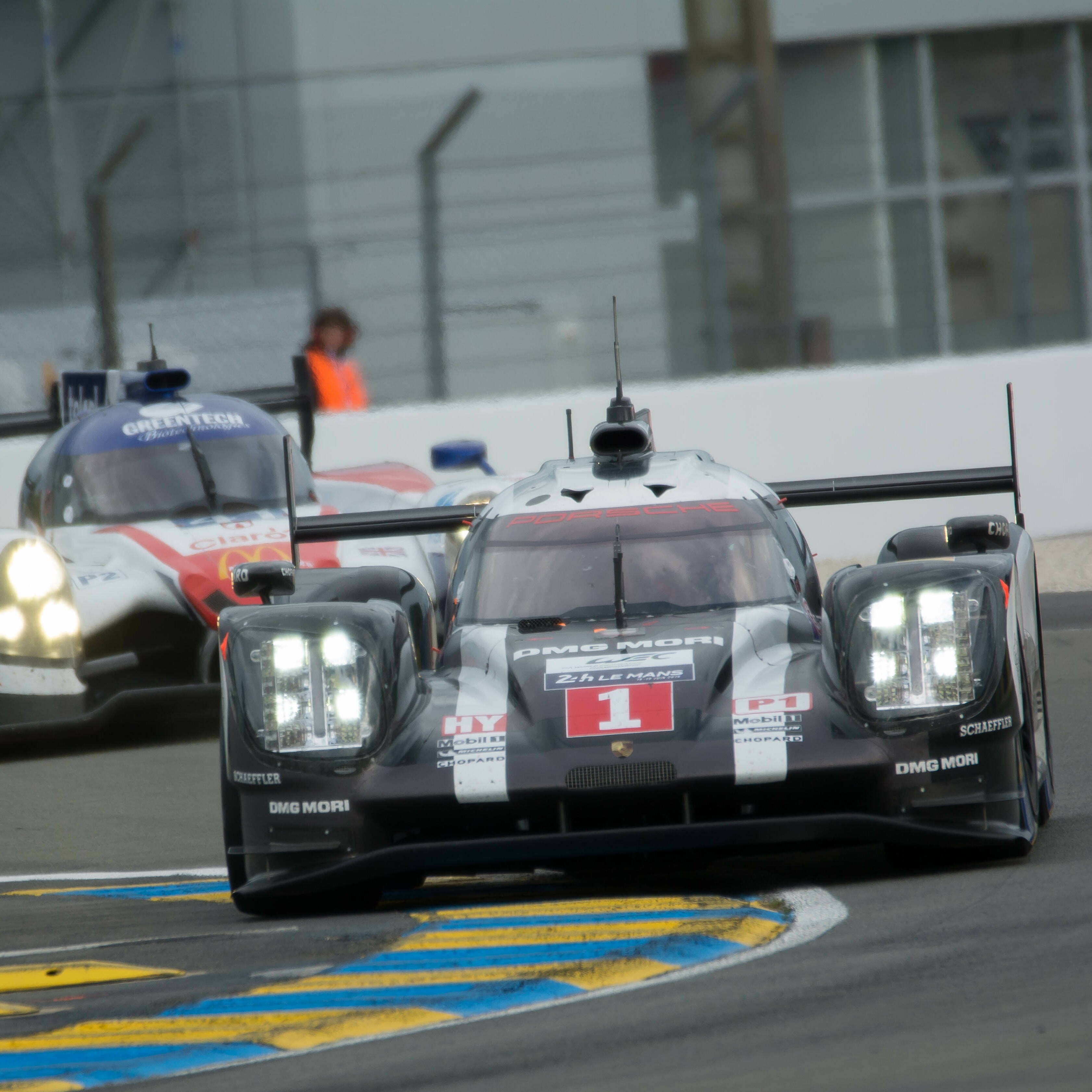 Rétromobile Porsche Motorsport 919 Hybrid 24 Heures du Mans