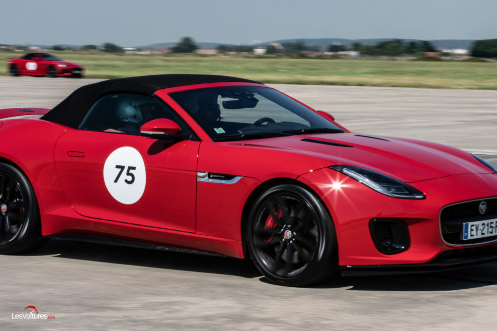 Jaguar Club au cœur de la relation client Les Voitures