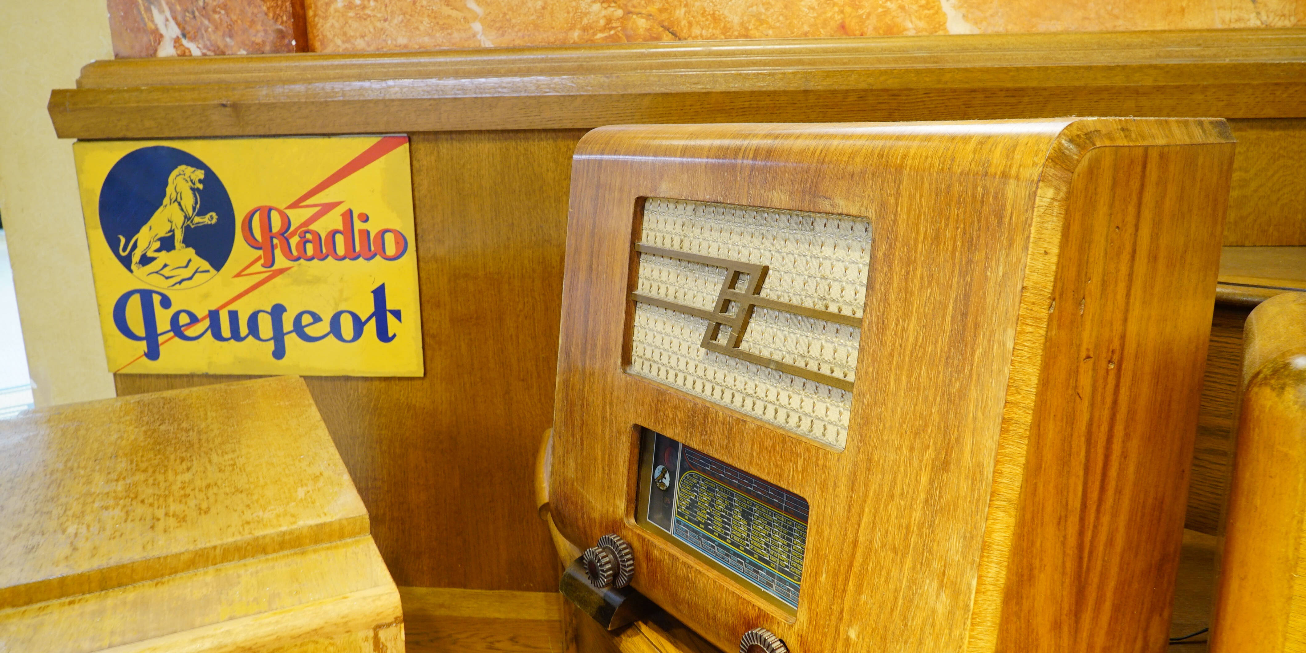 radio Peugeot