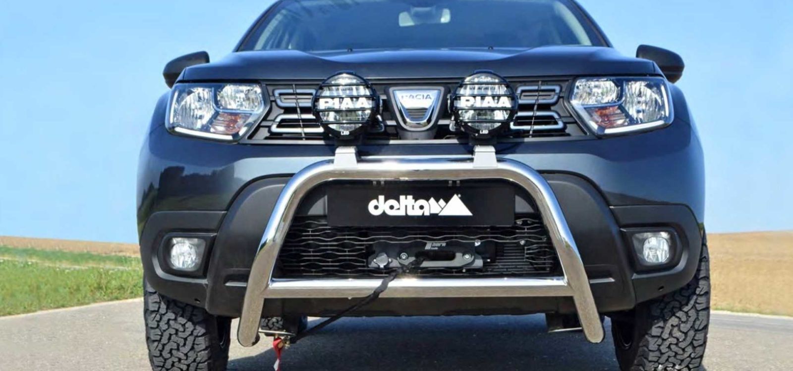 Pick up leaves angle confess Dacia Duster : une spectaculaire préparation tout-terrain - Les Voitures