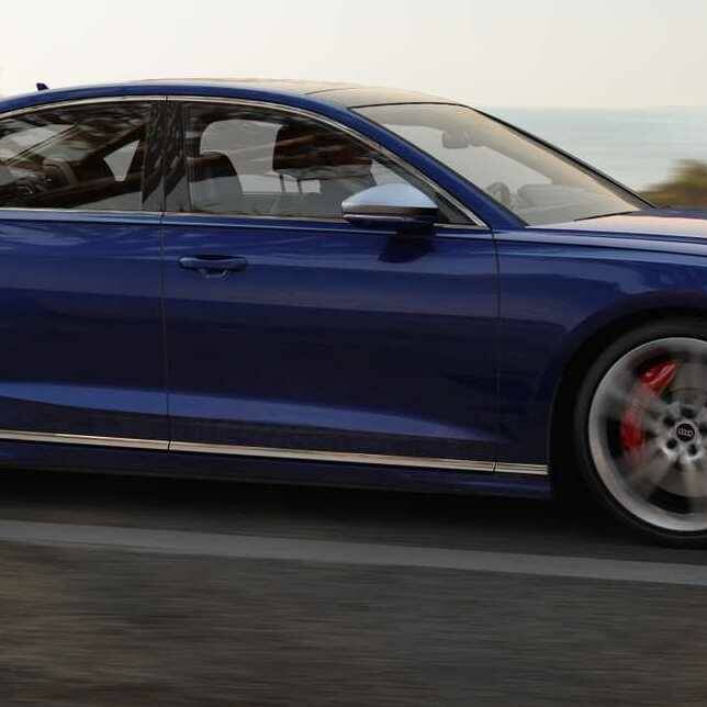 Audi S8