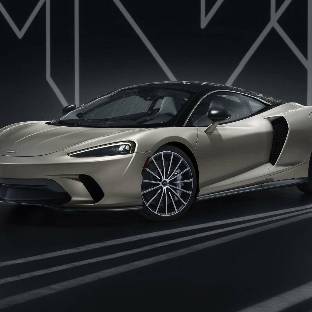 McLaren GT