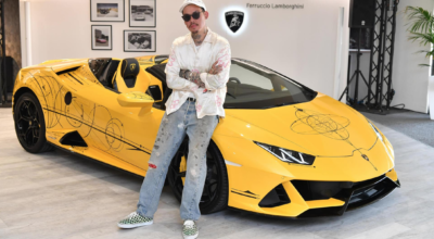 Le pape François reçoit une Lamborghini en cadeau - Le Parisien