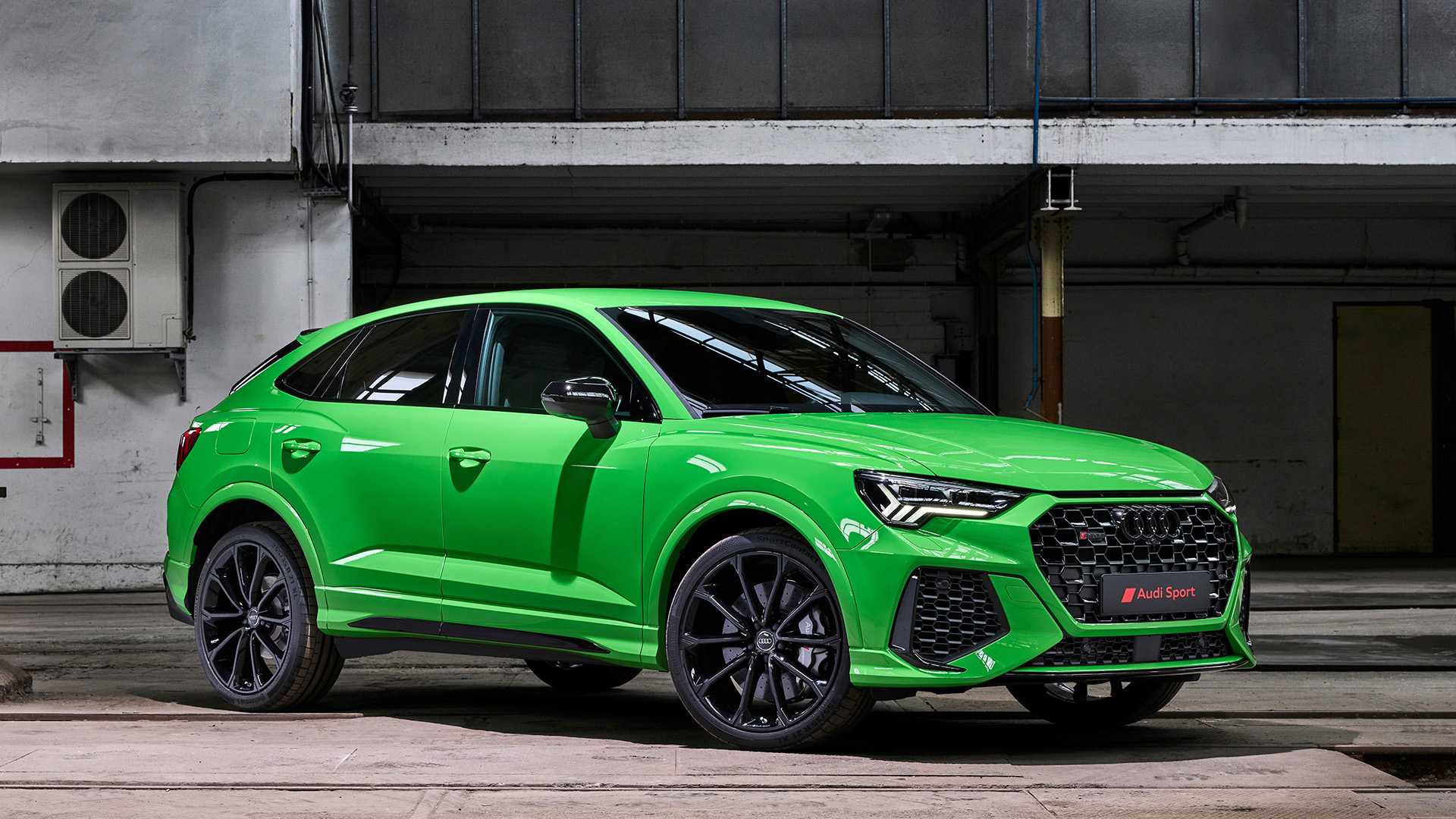 AudiRSQ3SportbackSUV Les Voitures