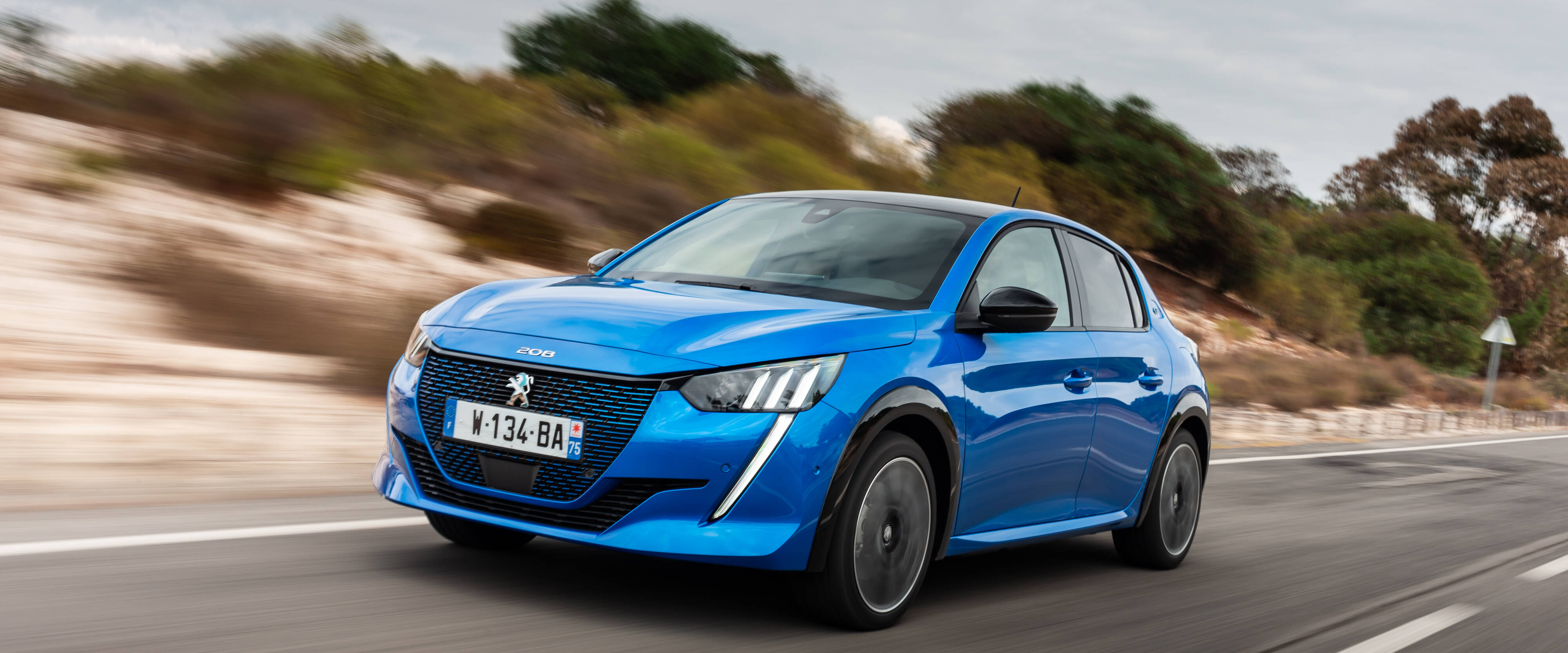 Peugeot e-208