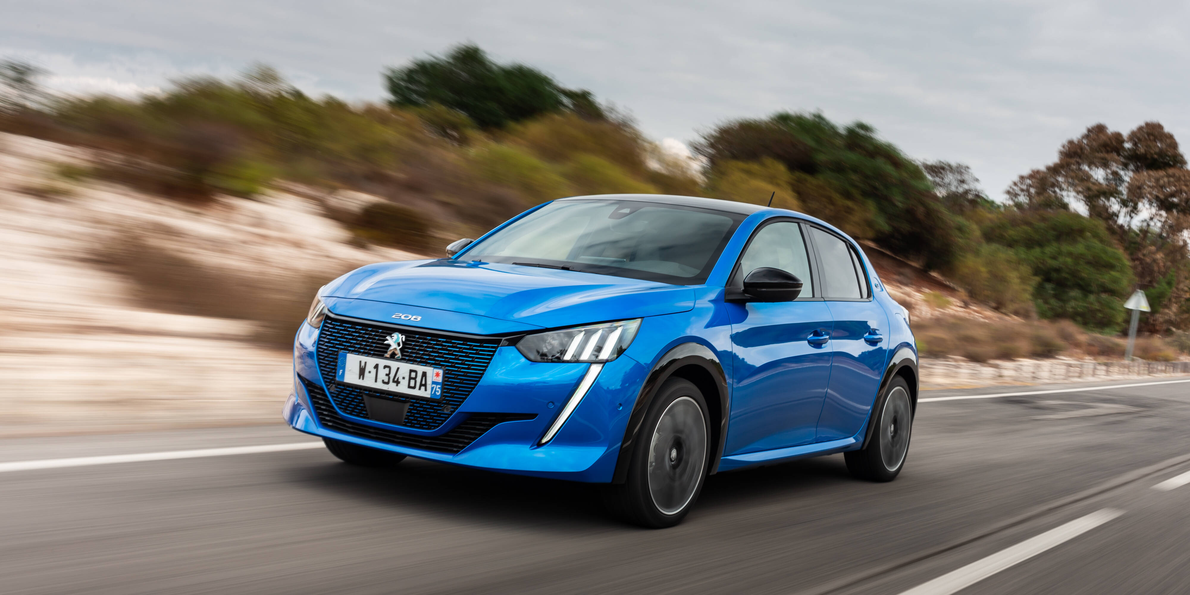 Peugeot e-208