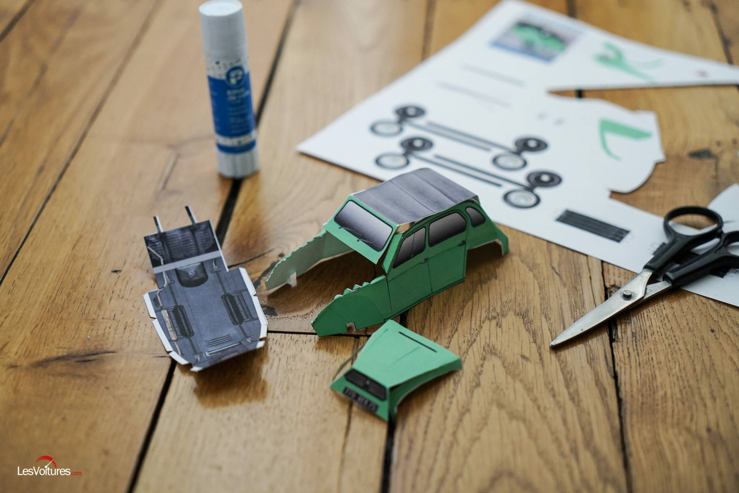 maquettes en papier voiture vacances de Noël