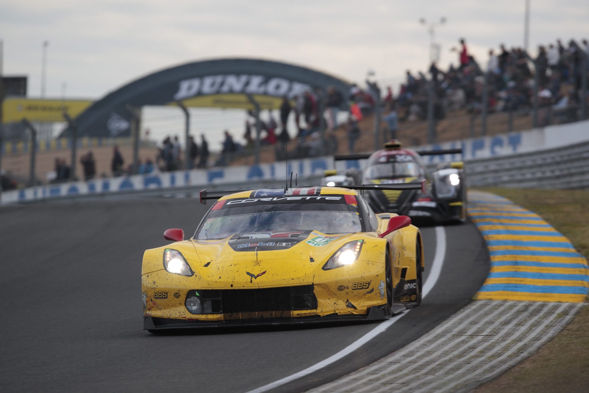 Heures Du Mans Corvette Racing D Clare Forfait Les Voitures