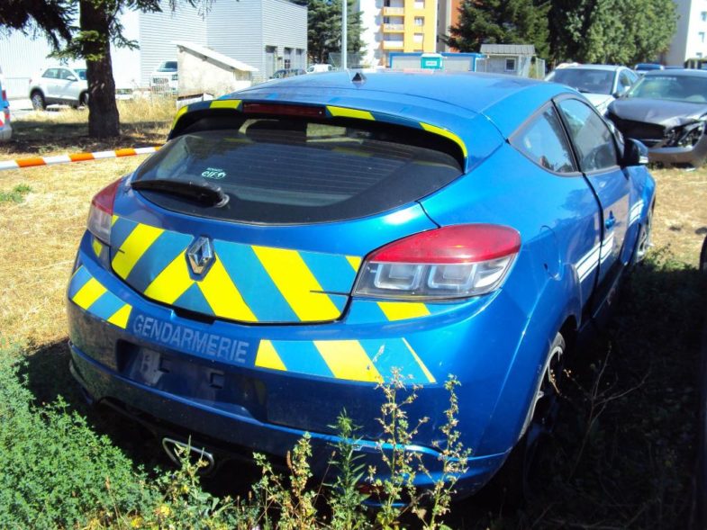 Renault Mégane III RS Trophy Gendarmerie : série nippone très spéciale -  Station Haxo