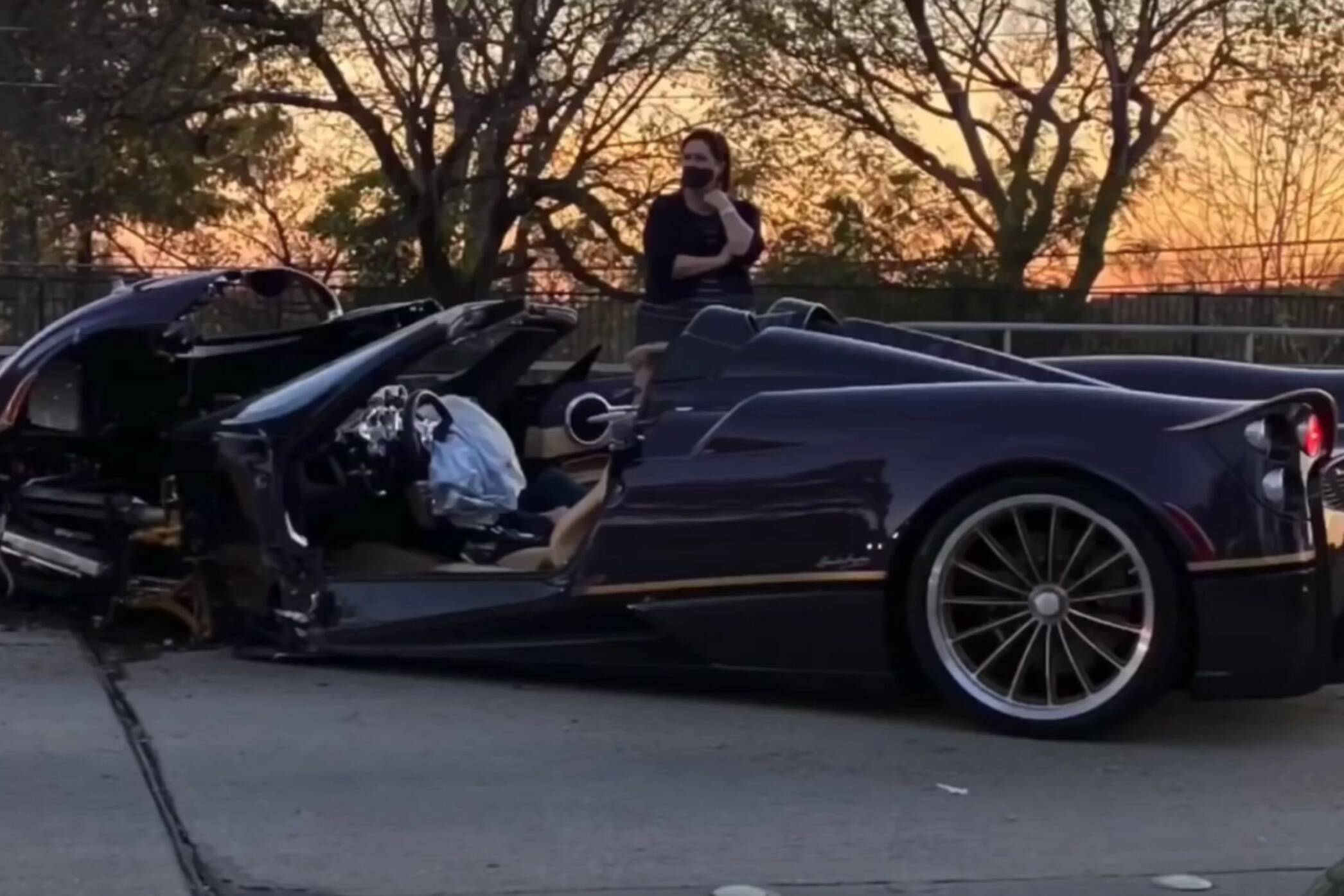 Pagani Huayra Roadster