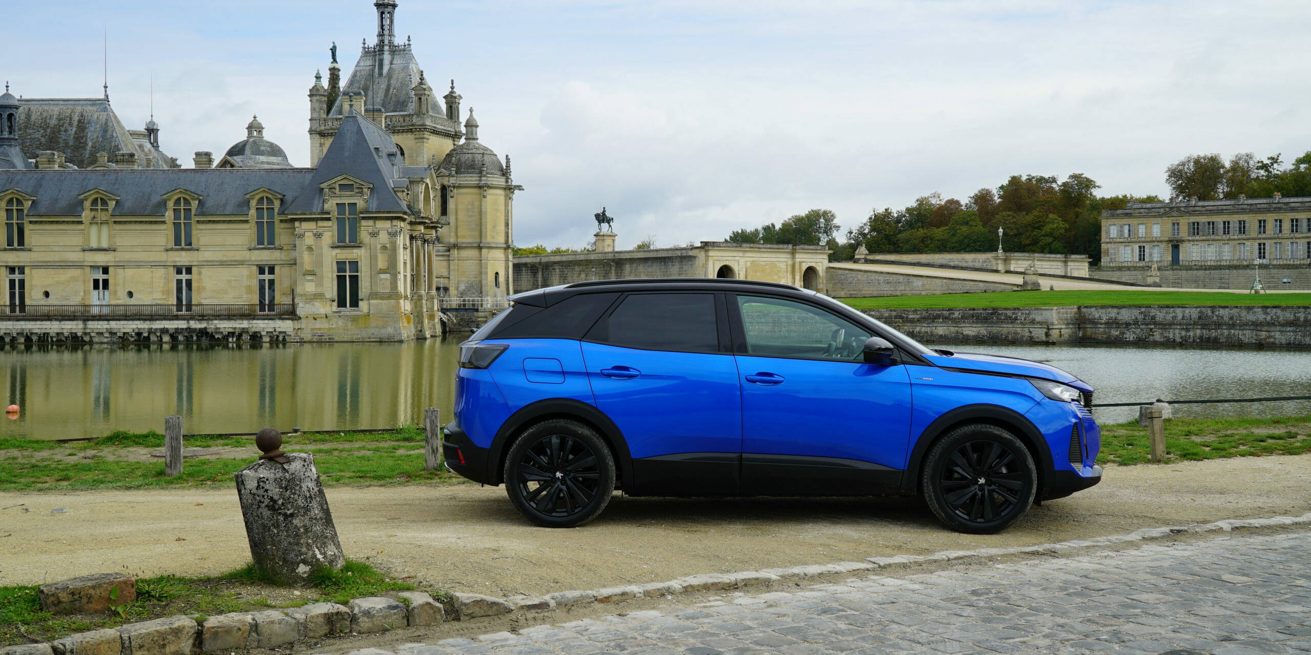 Peugeot 3008 HYbrid marché des SUV
