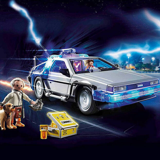 DeLorean DMC-12