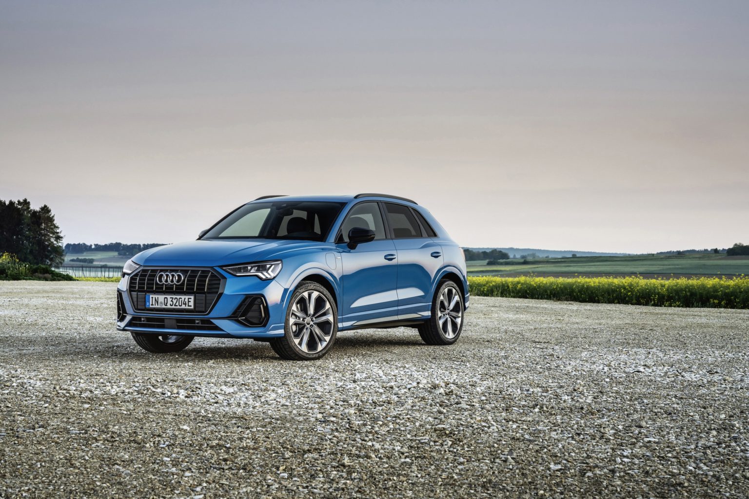 Audi Q3 et Q3 Sportback nouveautés hybrides rechargeables Les Voitures