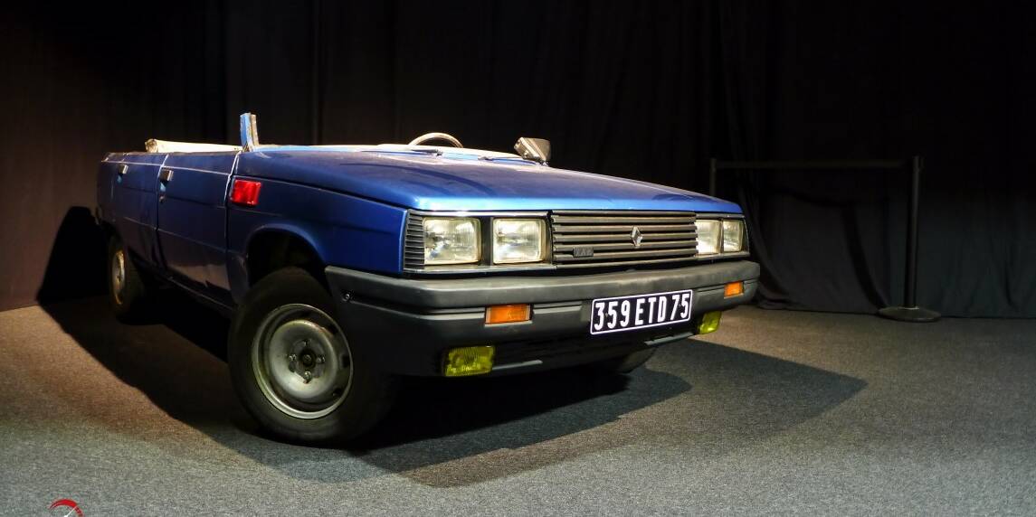 Renault 11 coupée en deux James Bond