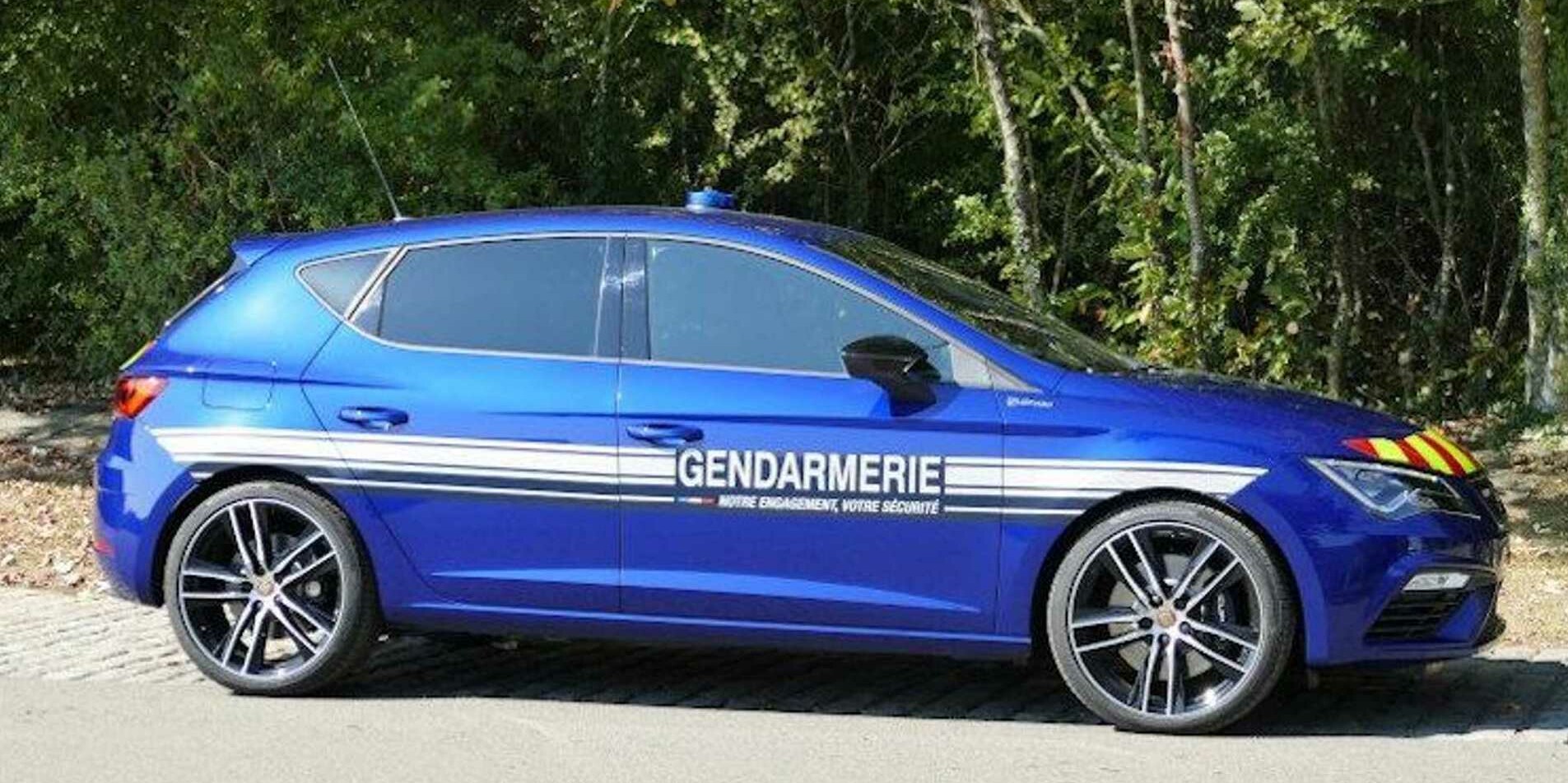 Leon Cupra gendarmerie