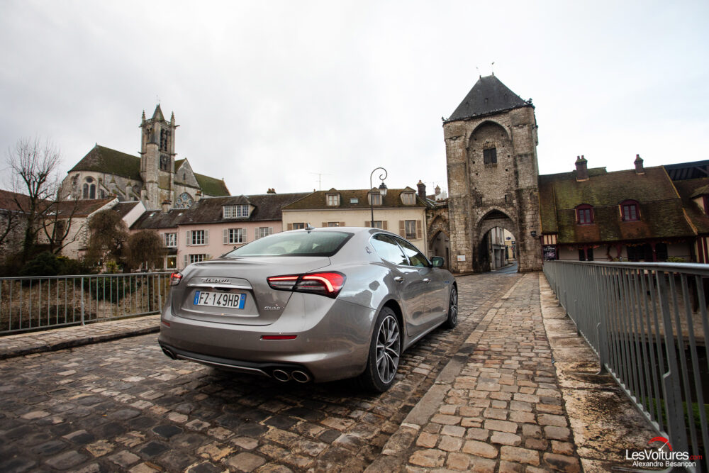 https://lesvoitures.fr/wp-content/uploads/2021/01/essai-lesvoiturescom-Maserati-Ghibli-Hybrid-hybride-2020-743-1000x667.jpg