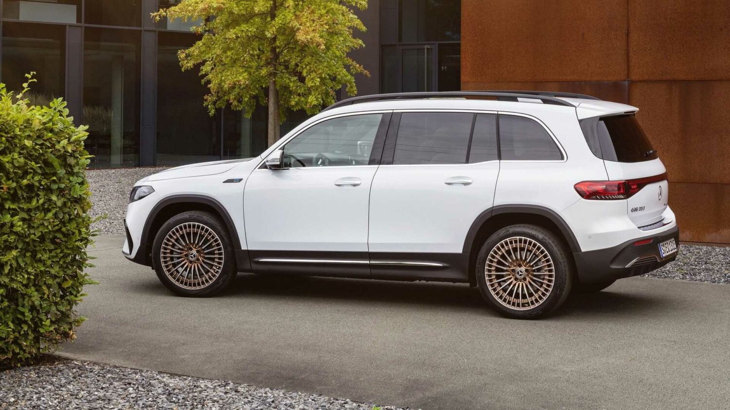 MercedesBenz EQB 7 places et 100 électrique Les Voitures