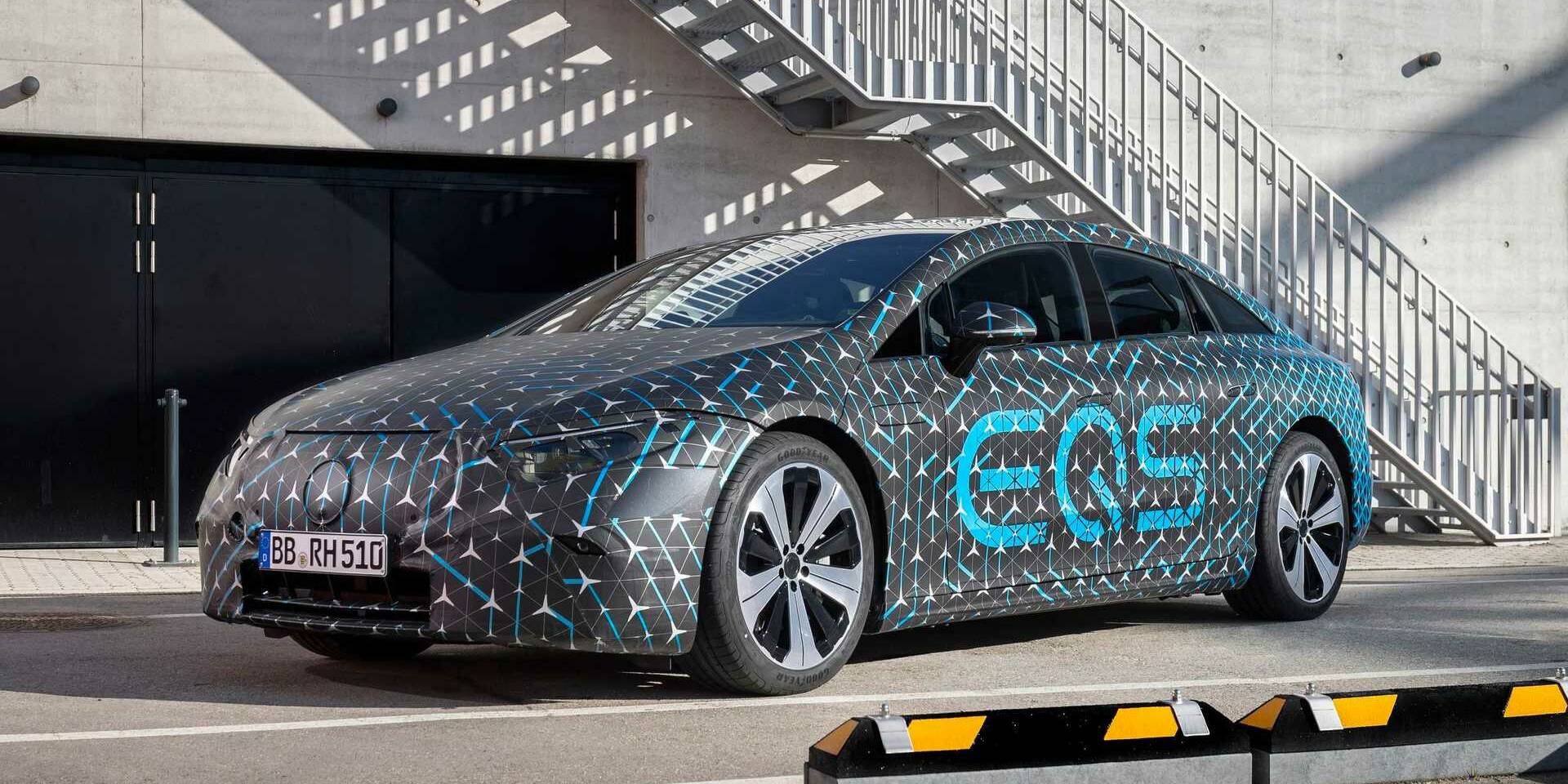 Mercedes EQS