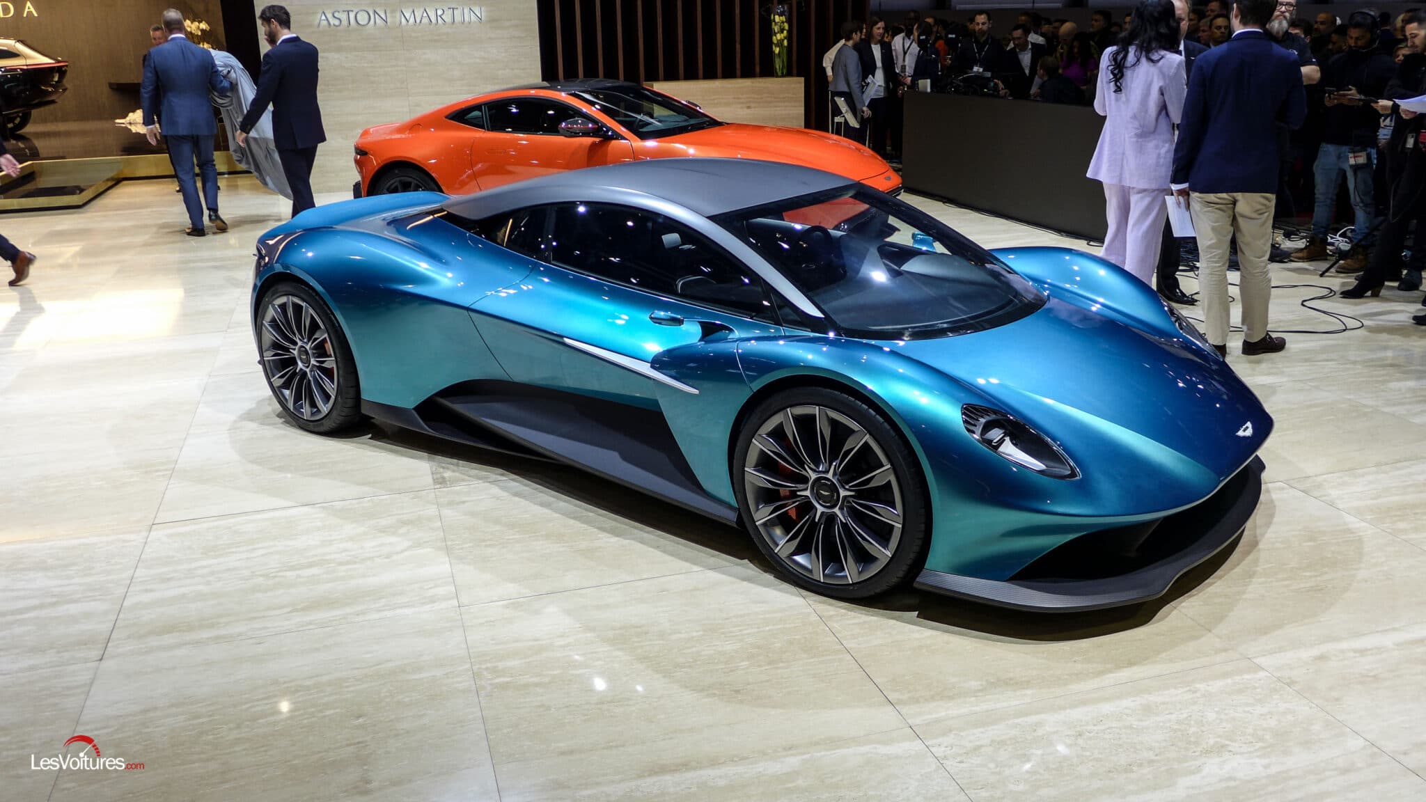 Aston Martin Valhalla finalement avec une V8 hybride AMG Les Voitures