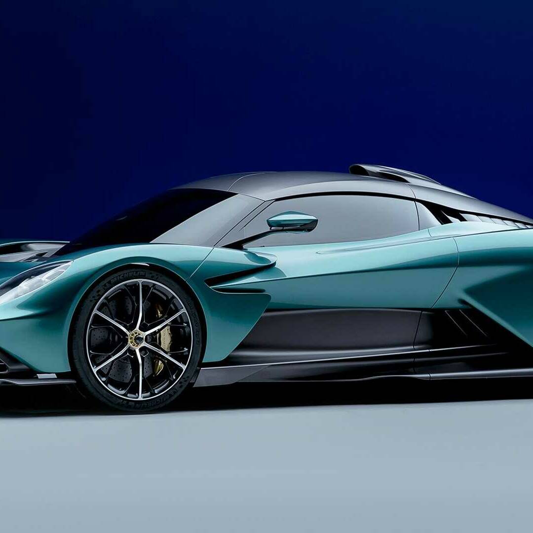 Aston Martin Valhalla